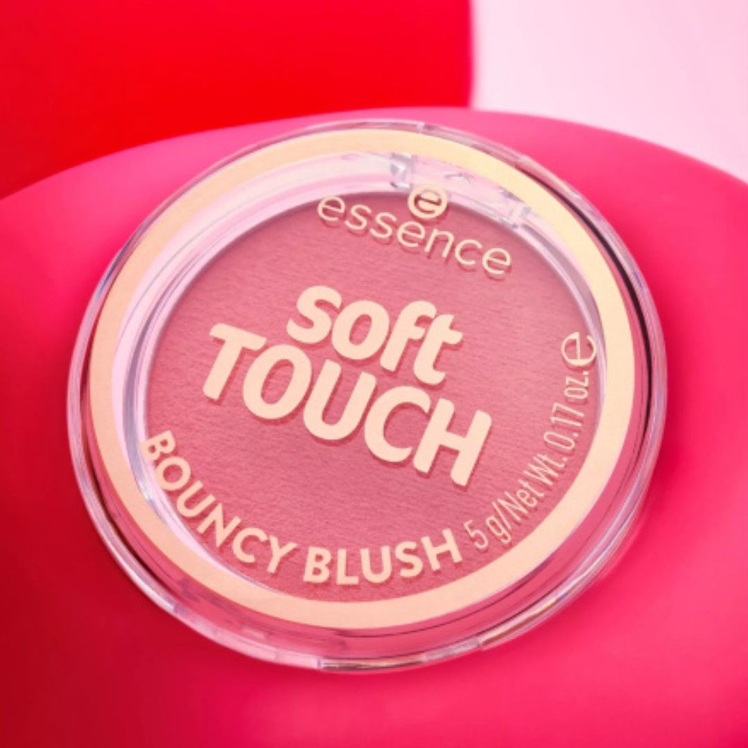  Essence Soft Touch Bouncy Blush 30 · exotic daisy