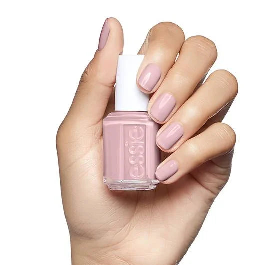 Essie - Essie Color  - Go Go Geisha