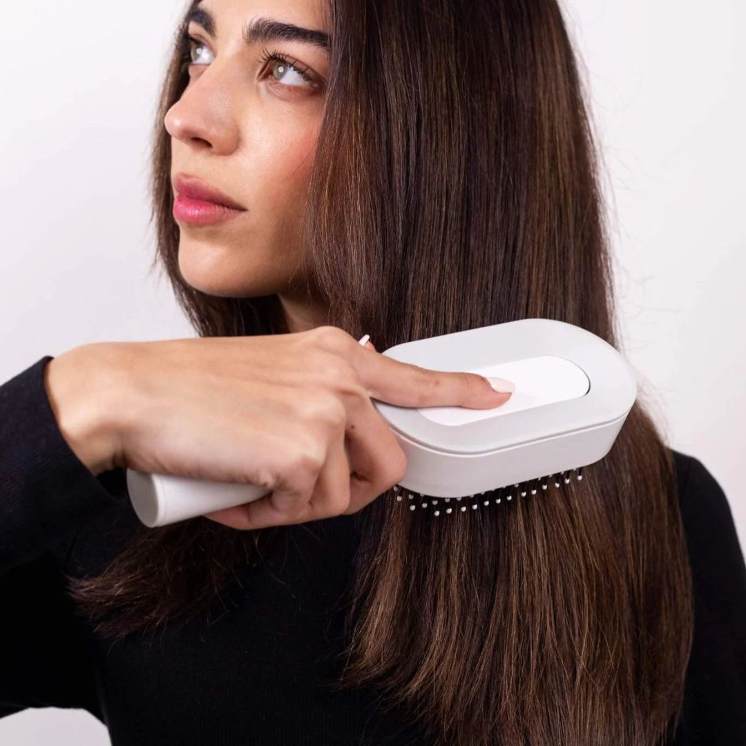 Nasmati Self-Cleaning Hair Brush