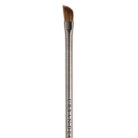 UD Pro Angled Lip Brush - Loolia Closet